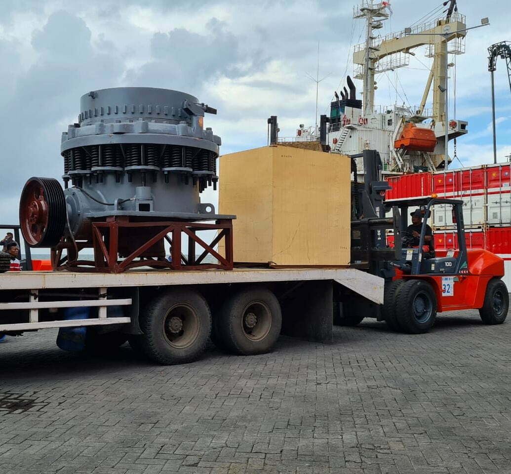 sewa truk murah port to port